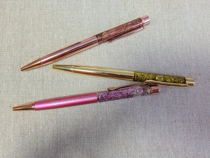 Glitzer Kugelschreiber „OlgaGrünwaldDesign“ – Eleganter Gold & Rosa Stift | Zubehör